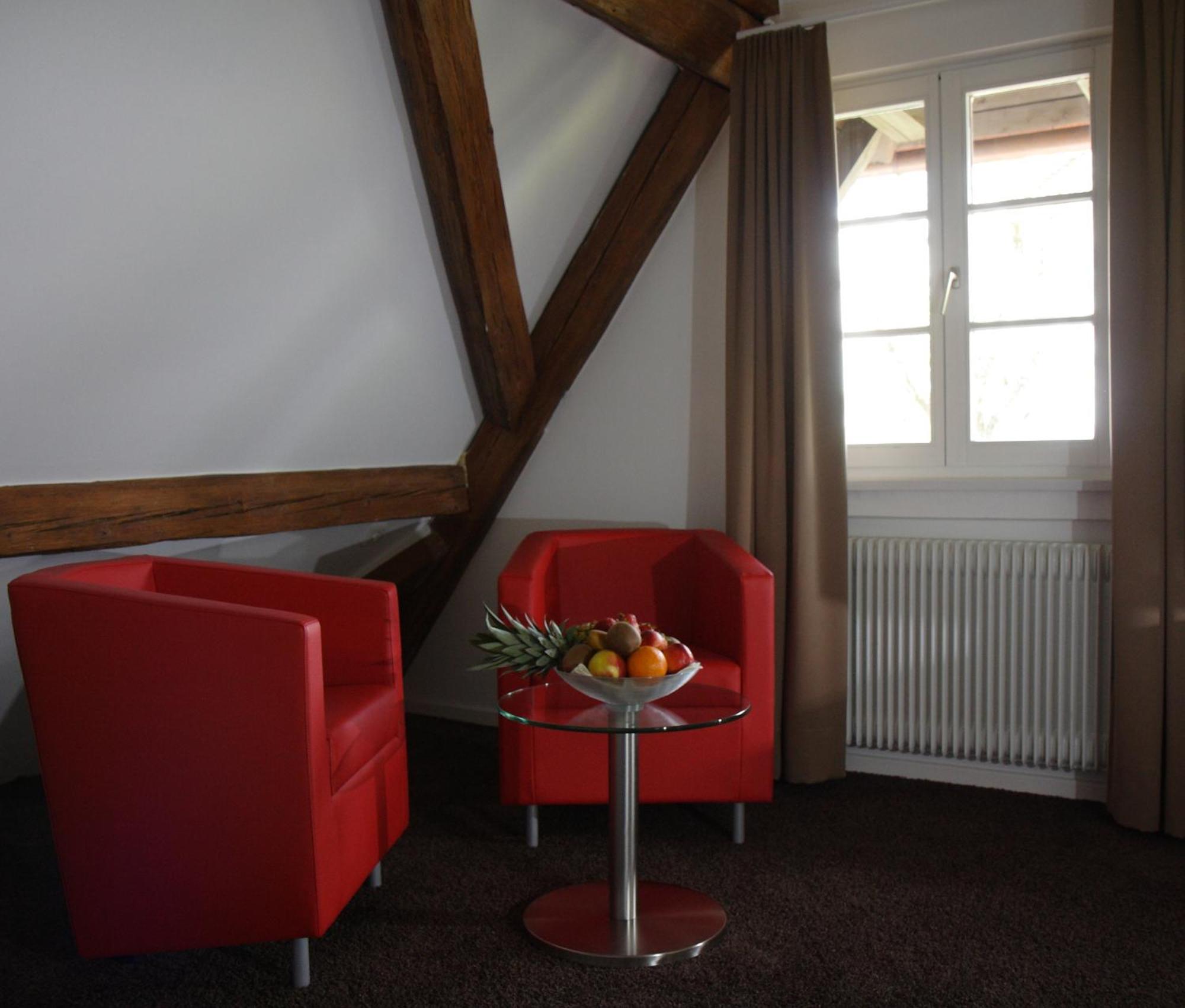 Hotel Hofgut Hohenkarpfen Hausen ob Verena Room photo